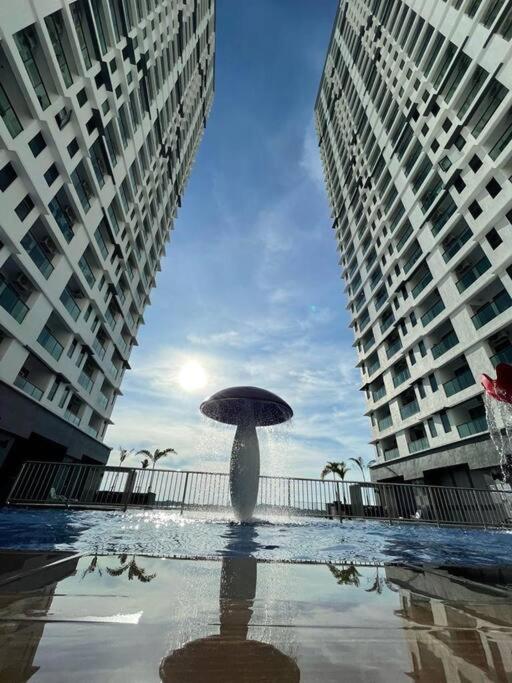 Attractive 3 Bedroom Condo With Pool-D Raudhah Homestay Kajang Exterior foto